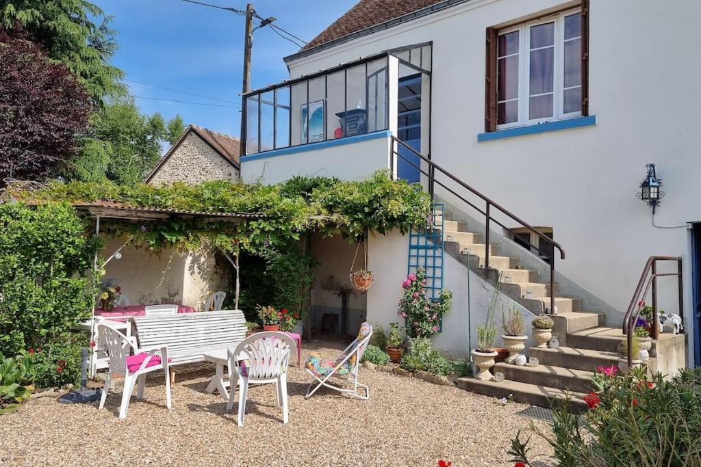 Les Noyers Monestois Entre Cher Et Canal De Berry Mennetou-sur-Cher Ngoại thất bức ảnh